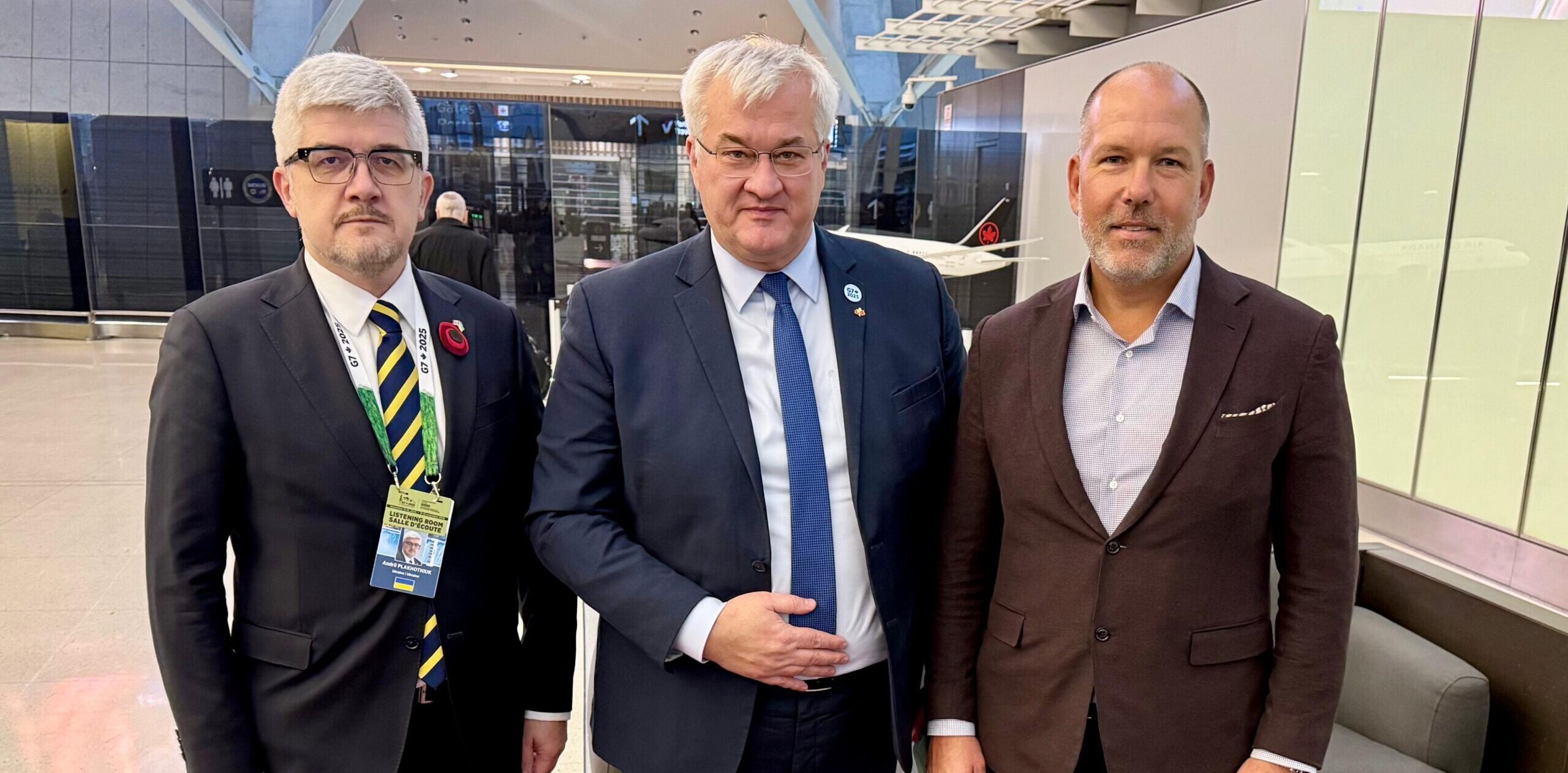 Президент СКУ зустрівся з міністром закордонних справ України в Торонто