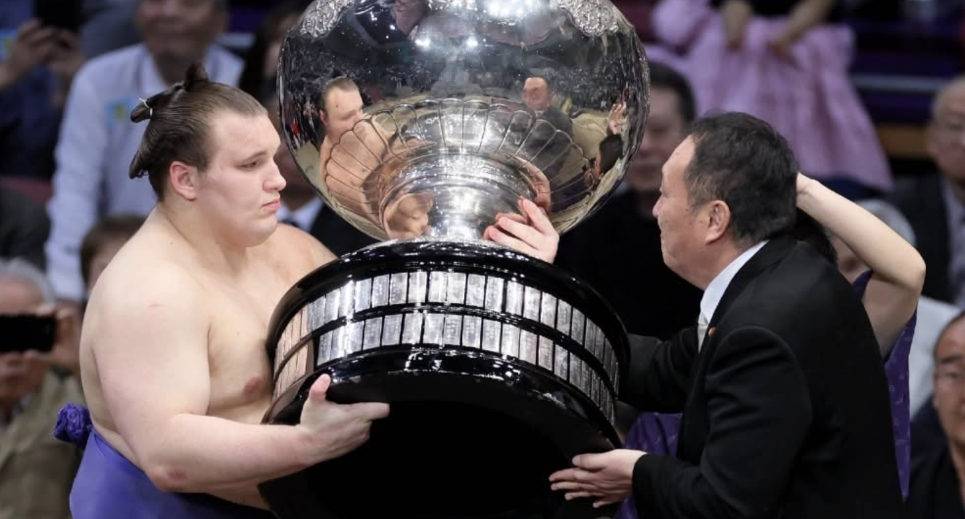 Українець переміг в елітному турнірі сумо в Японії