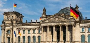 Protests sweep 90 German cities while Ukrainian community leader details why Berlin is reviving conscription