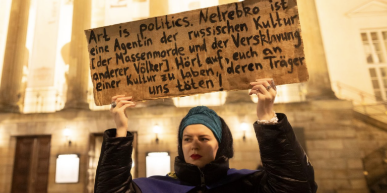 Berlin again protests Russian singer Netrebko’s performances