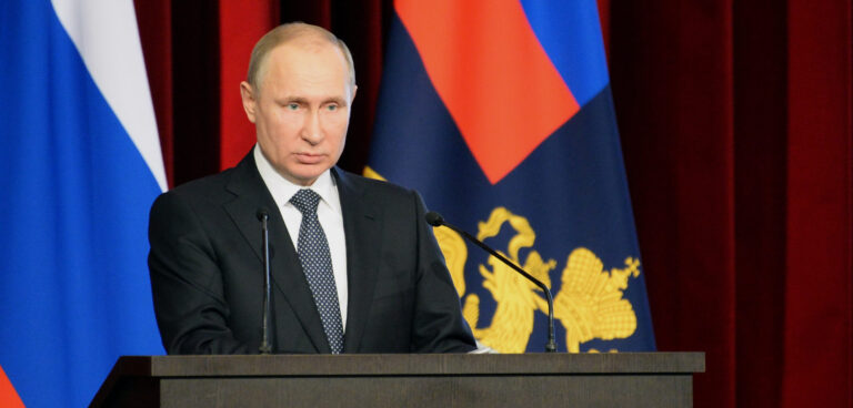 Тімоті Еш: Що змушує Путіна прокидатися в холодному поту?
