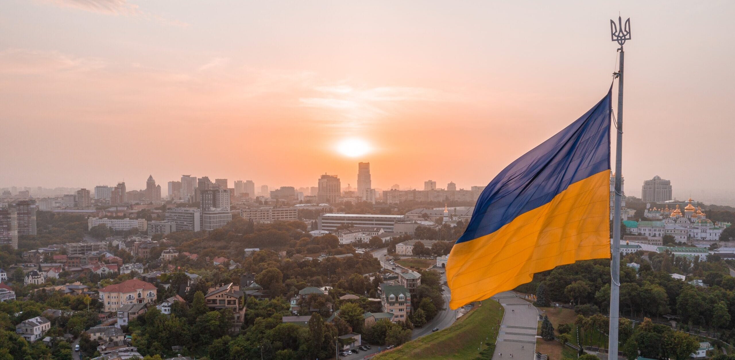 UWC honors Ukrainian community leaders abroad with state awards on Unity Day