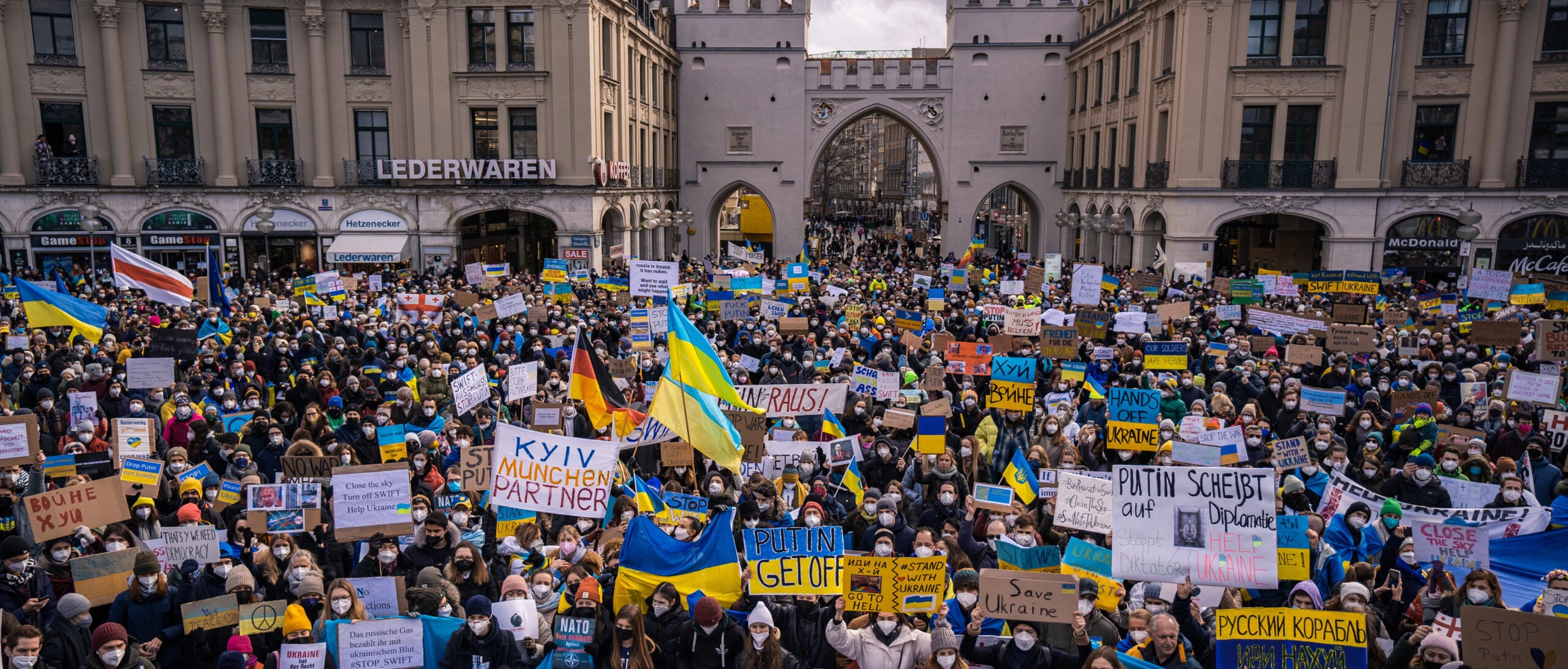 Ukrainians in Germany: From presence to influence