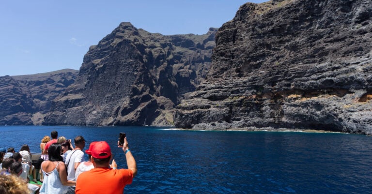 Tenerife without Russians: How the island is letting go of Russian money