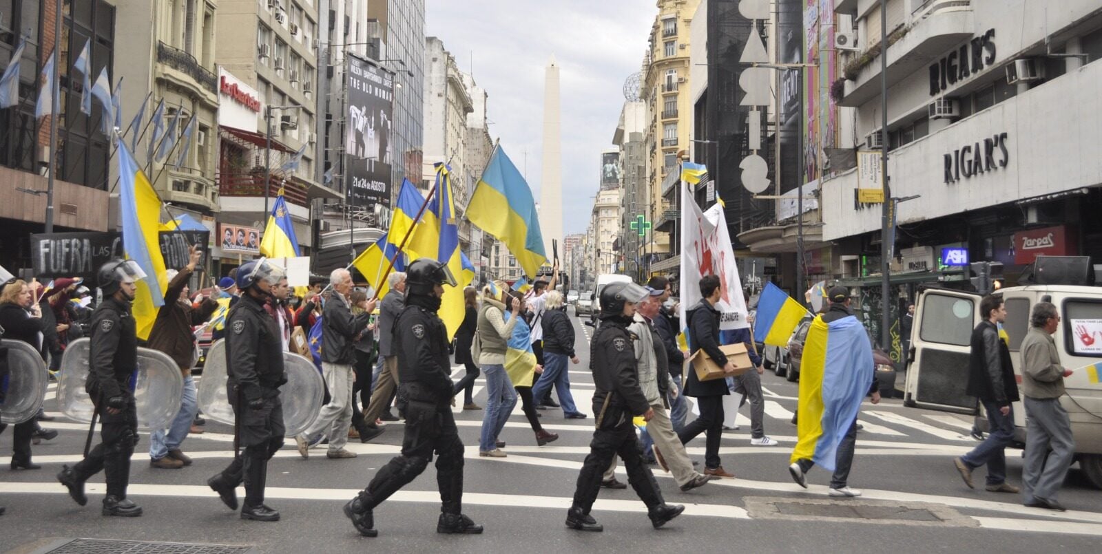 Крізь стіну “лівих” поглядів та обіцянок політиків: як звучить голос України в далекій Аргентині