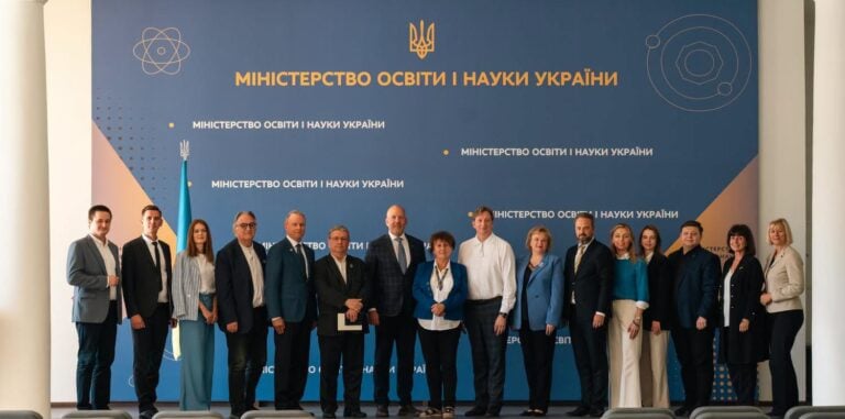 UWC, Education Ministry discuss support for Ukrainian education abroad