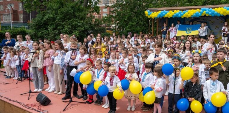 From New York to California: Inside America’s Ukrainian school network